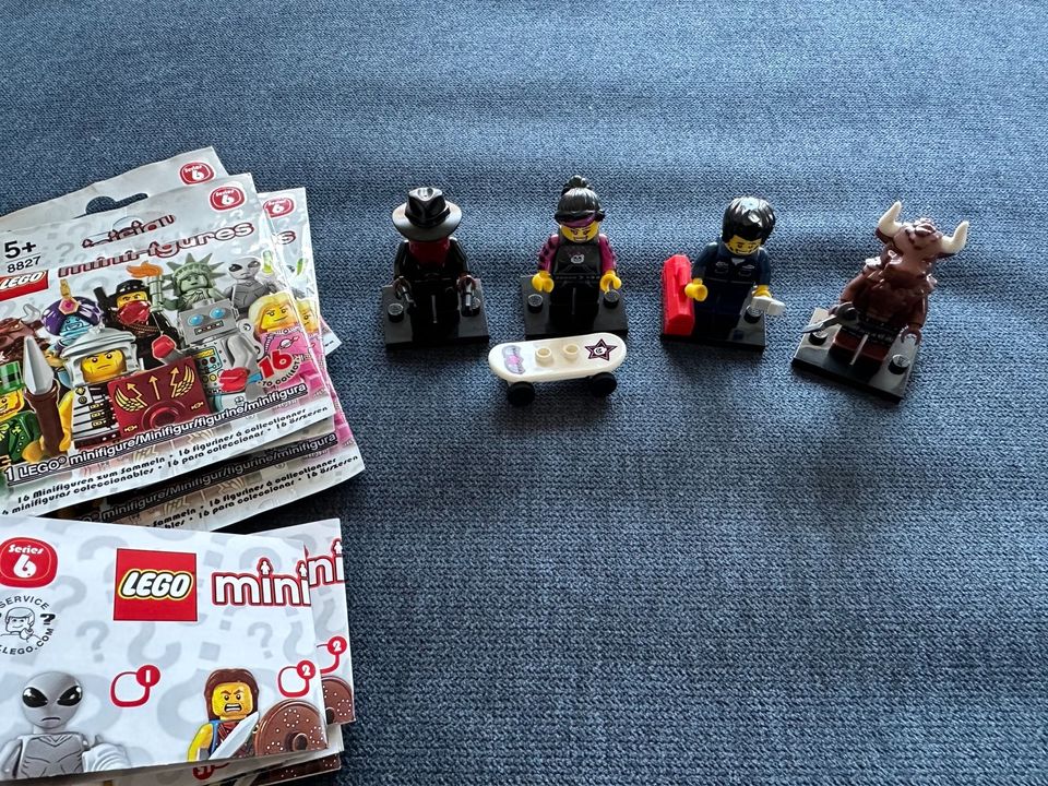 4 Lego Minifiguren der Serie 6 in Brunnthal