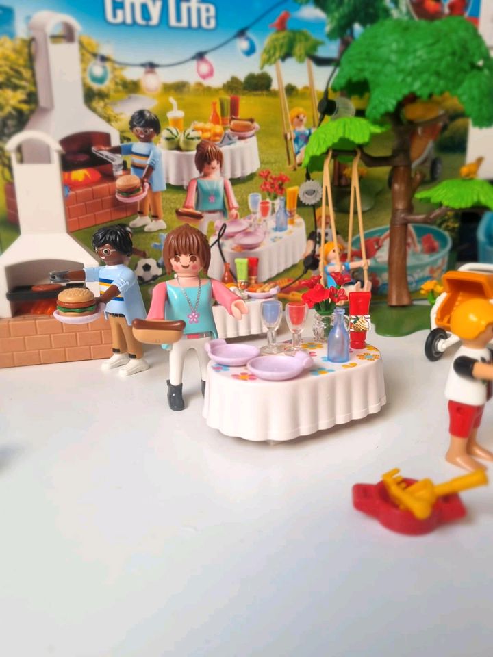 PLAYMOBIL City Life 9272 Einweihungsparty in Münster