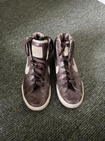 Sneakers/ Nike , Größe 38 Sachsen-Anhalt - Stendal Vorschau