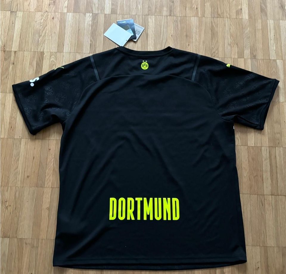 BVB Cup Trikot Borussia Dortmund Sondertrikot GR XL NEU NEU in Dortmund