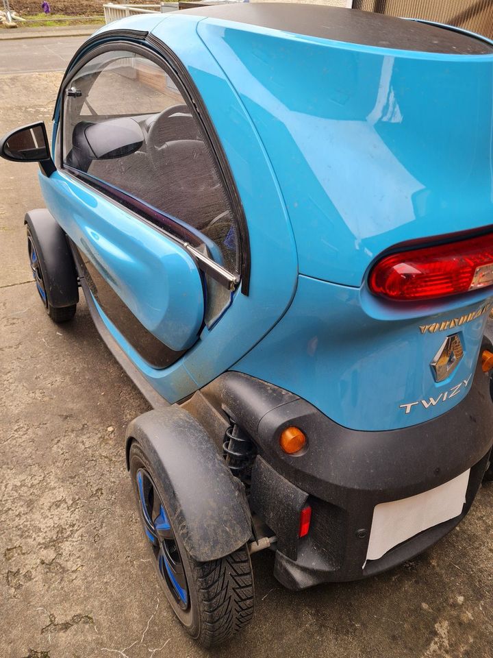 Renault Twizy 80 mit Batteriemiete in Sennfeld