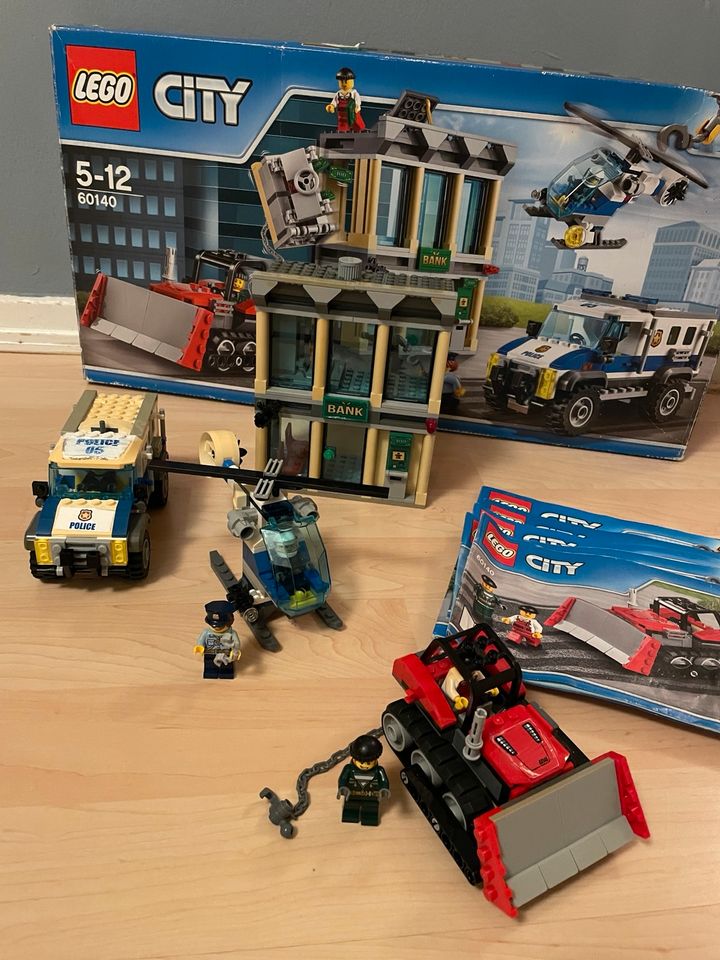 Lego City Bankraub mit Planierraupe 60140 in Hamburg