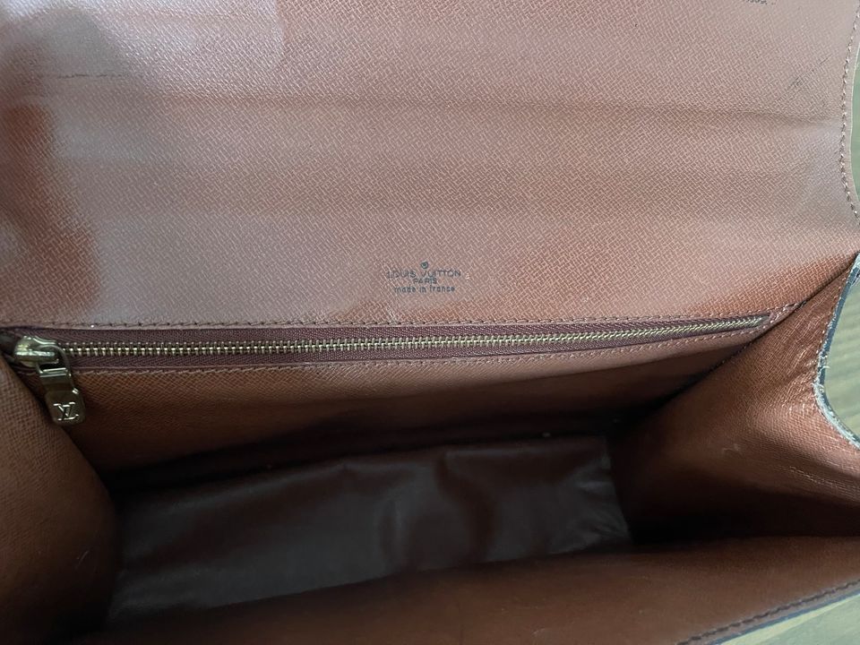 Louis Vuitton Monceau Handtasche in Sereetz