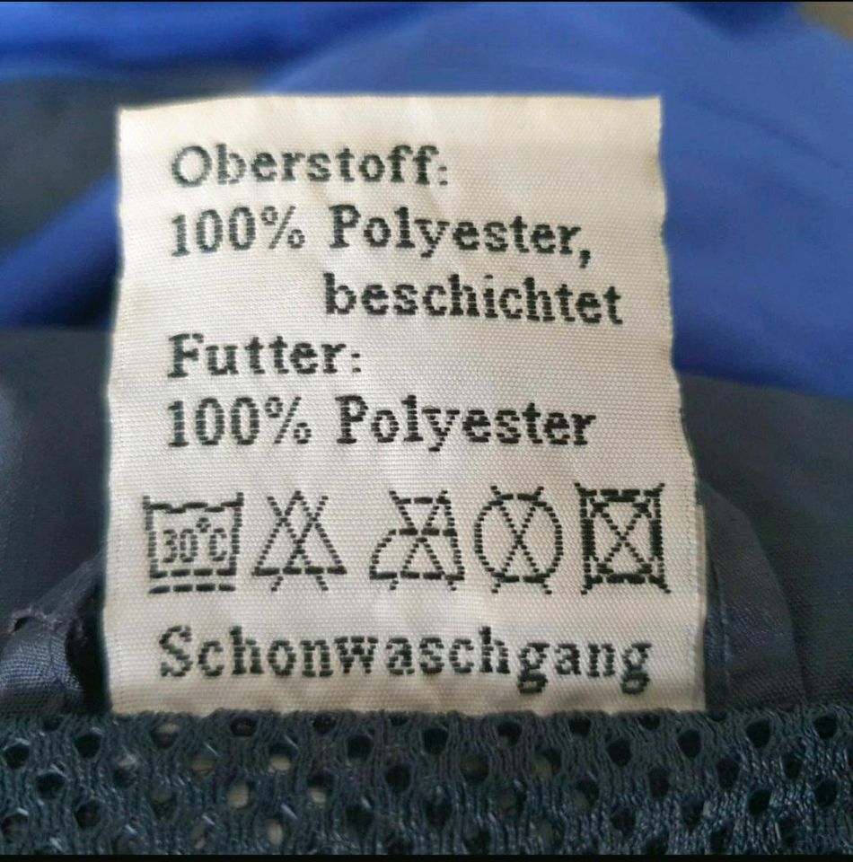 Leichte Multitex Outdoor-Jacke für Herren und Damen in Kassel