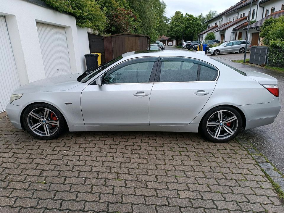 BMW 530i E60 258 PS in Burgkirchen