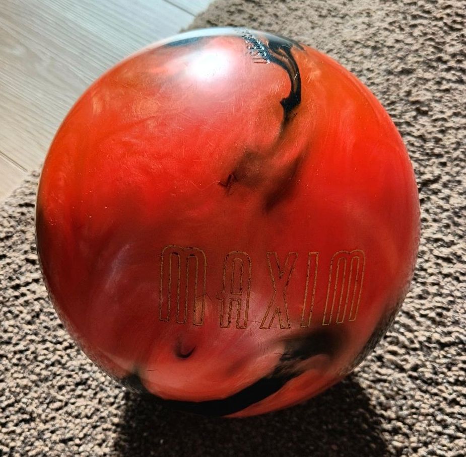 Verkaufe Bowling Ball mit Tasche 5 kg in Schwabmünchen