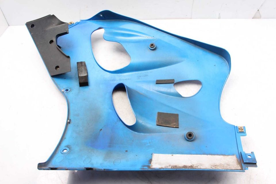 Seitenverkleidung Verkleidung rechts Suzuki GSX-R 600 AD 97-00 in Trebbin