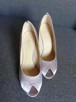 Abitur - Abschlussball - Festtag: schicker High-Heel Nordrhein-Westfalen - Overath Vorschau