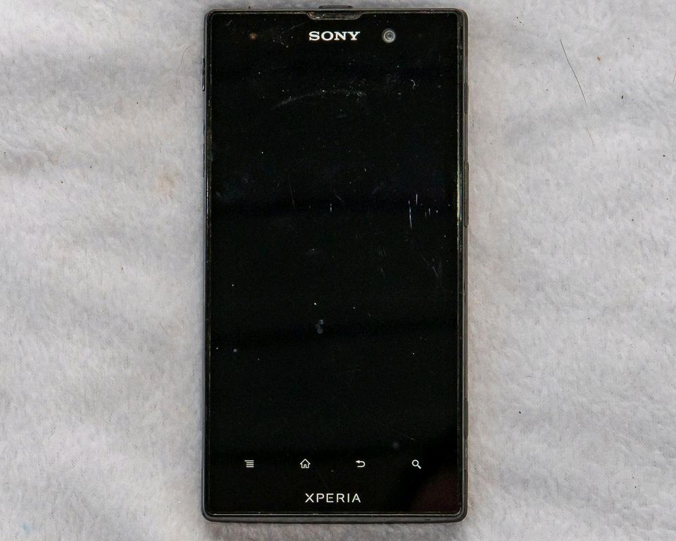 Handy Sony Xperia schwarz in Rotenburg (Wümme)