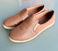 Originale Crocs Berlin - Zehlendorf Vorschau