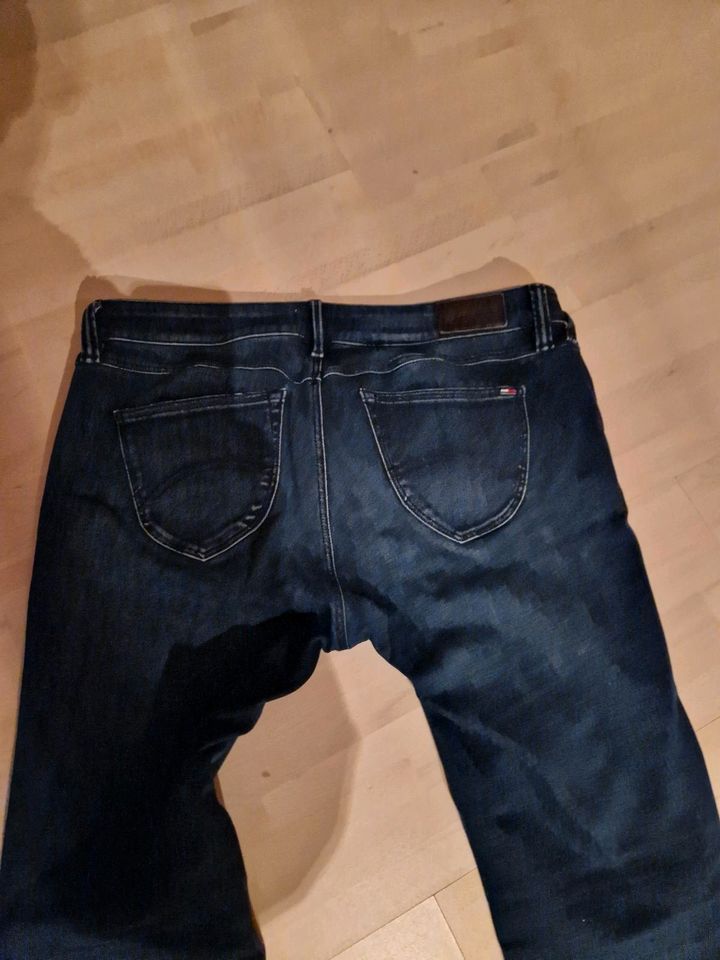 Tommy hilfiger jeans 34/34 in Zweihausen