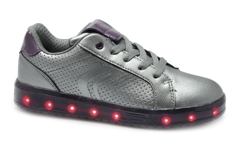 * NEU * - GEOX Respira - * LED * - Sneaker Gr. 34 silber - NEU !! in Ostelsheim