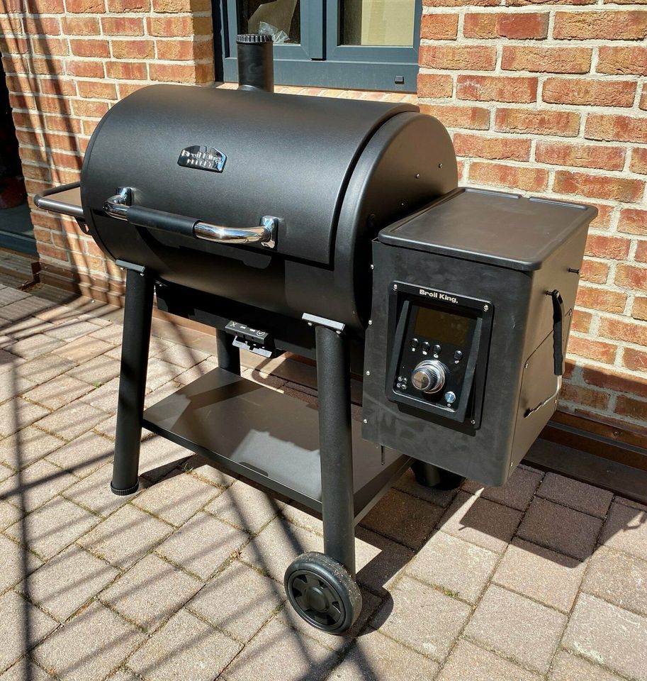 Broil King Regal Pellet 500 Smoker Grill Drehsp. Vorführ 495055EU in Dorfen