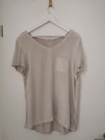 Hell-graue Shirt-Bluse mit Brusttasche Friedrichshain-Kreuzberg - Friedrichshain Vorschau