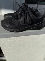Nike Star Runner schwarz Gr. 38,5 Damen/Kinder Berlin - Biesdorf Vorschau