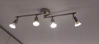 4-strahlige Lampe mit LED-Strahler, Arme 90° beweglich Bayern - Friedberg Vorschau