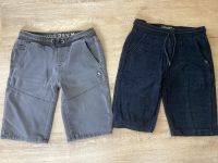 2 kurze Hosen/Shorts Gr. 152 Nordrhein-Westfalen - Grevenbroich Vorschau