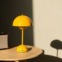 Tischlampe, Flowerpot, gelb , NEU, Scandi Danish Design Hamburg - Altona Vorschau