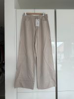 ZARA Hose/Culotte mit weitem Bein, Glitzer beige, Gr. 38 München - Pasing-Obermenzing Vorschau