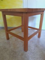 Kleiner Tisch Holz Hocker Beistelltisch  45 x 45 x 45 cm München - Schwanthalerhöhe Vorschau