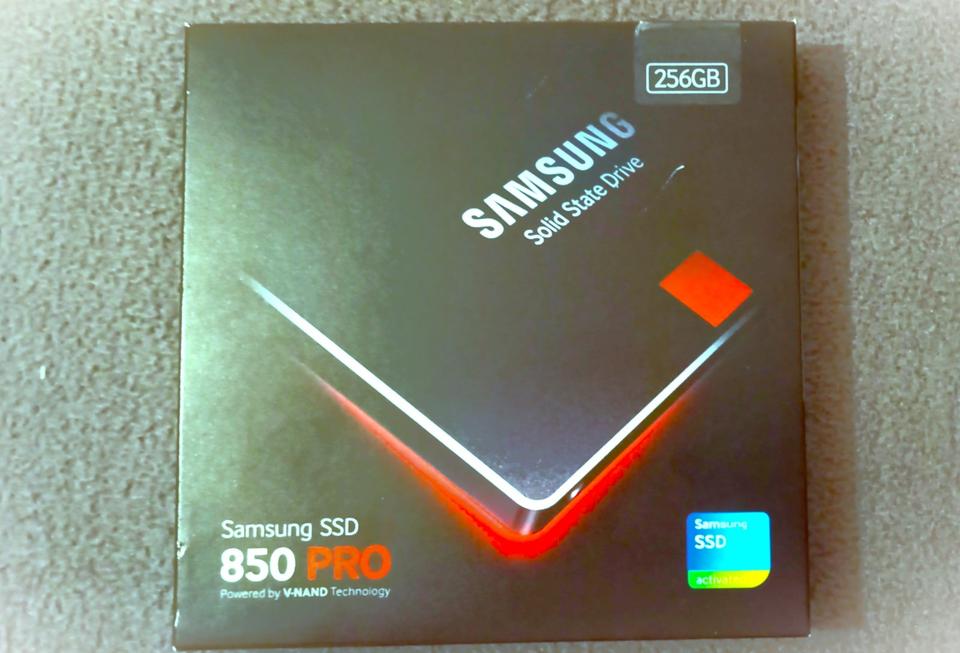 Samsung MZ-7KE256BW 850 Pro interne SSD 256GB (6,3 cm/2,5 Zoll) in Garbsen