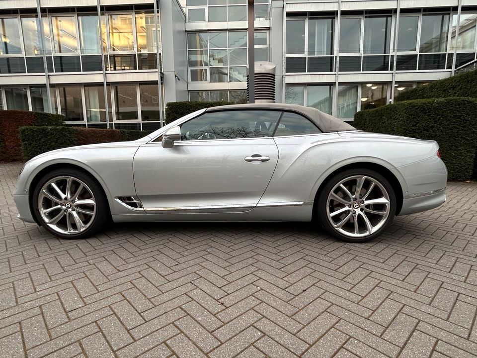 Bentley Continental GT Convertible MY2019 *1. Hand* in Köln