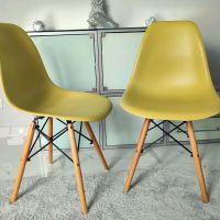 2 Design Replica Stühle apfelgrün neuwertig Bayern - Karlsfeld Vorschau