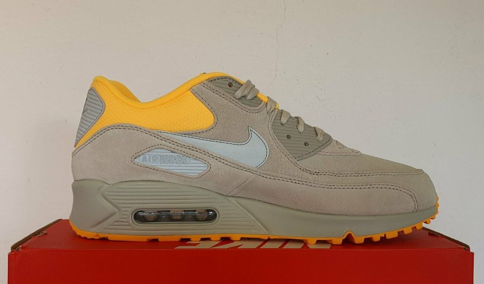 Nike Air Max 90 Premium Reflect Grau Orange 46 US12 in Schmoelln