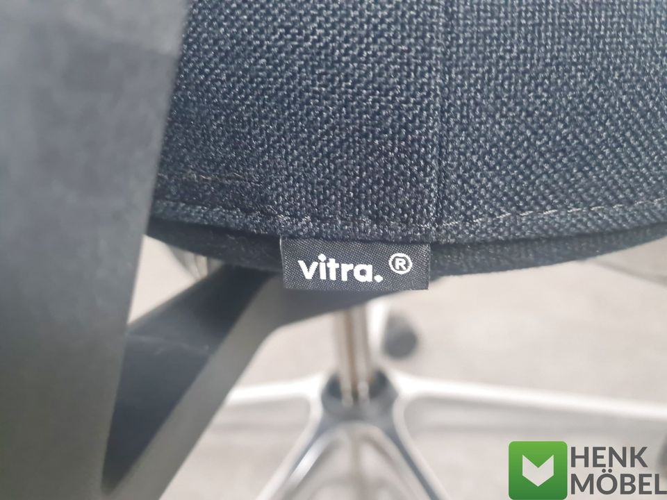 Vitra ID Mesh Bürorehstuhl schwarz chrom 12 x verfügbar in Düsseldorf