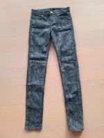 H&M Hose Schlangenoptik 34 XS grau Jeans Nordrhein-Westfalen - Haltern am See Vorschau