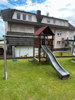 Spielturm mit Rutsche und Schaukel Hessen - Neuhof Vorschau