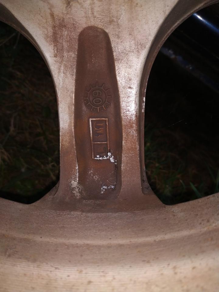 Räder Reifen Chrysler Voyager Alufelgen 215/65 R16 Dotz Imola in Marburg
