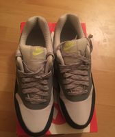 Nike Air Max yeezy Größe 42/43 /2 Parre 1 preis Niedersachsen - Westerholt Vorschau