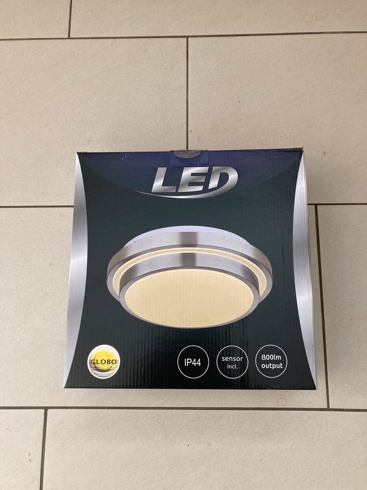 Neue LED Lampe mit Sensor IP44  und Durchmesser 30cm in Ingolstadt