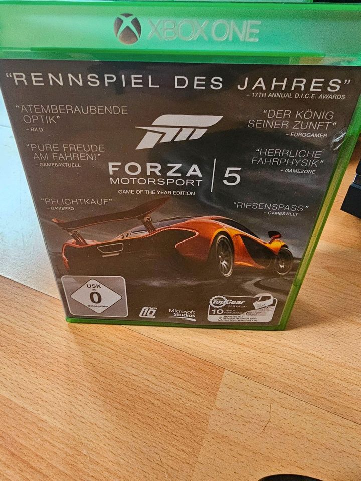 XBox One (Day One Edition) mit Forza 5 und Kinect in Potsdam