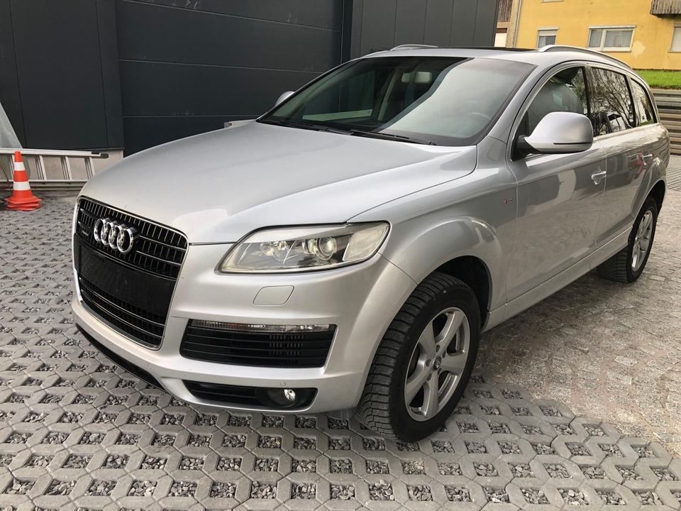 Audi Q7 3.0 TDI quattro 7 Sitzer in Wolpertshausen