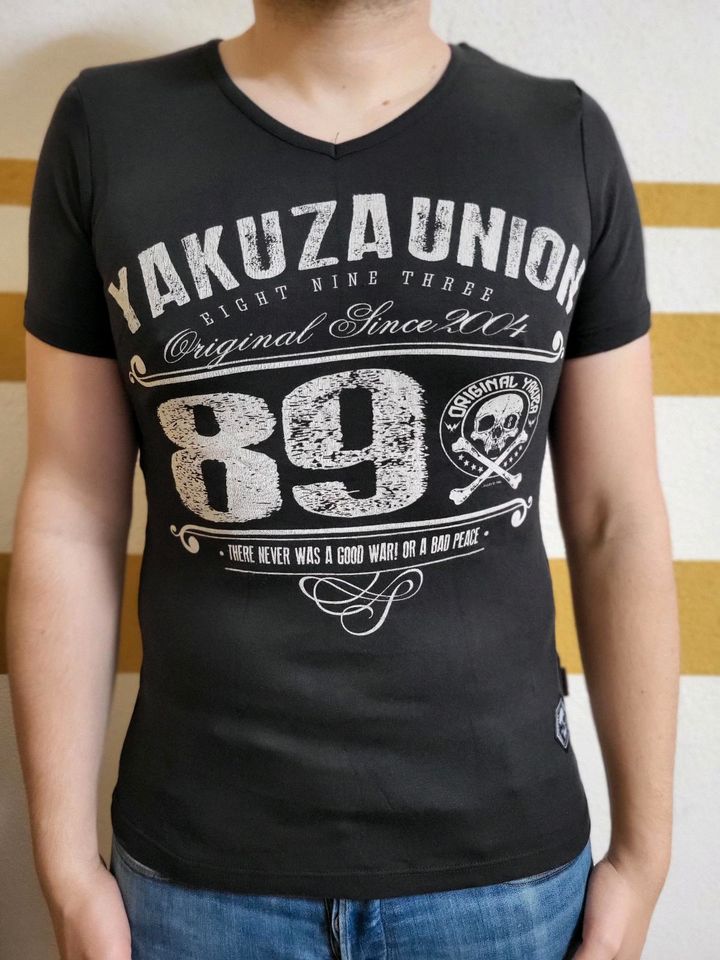 Schwarzes Yakuza T-Shirt in Leisnig