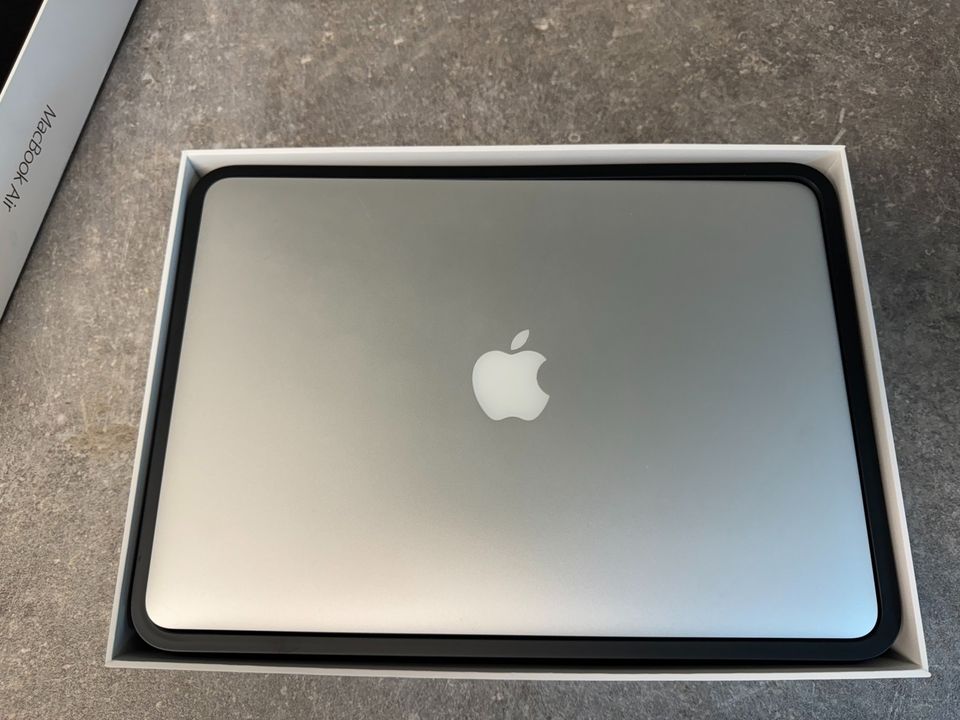 ✅ APPLE MacBook Air 13“ Zoll 256 GB 1,6 GHz Dual-Core in Stolberg (Rhld)