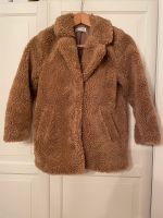 Teddy Mantel H&M beige camel Gr. 134 / 140 München - Bogenhausen Vorschau