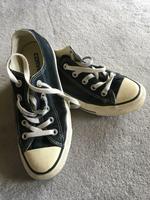 Chucks All Star Low, schwarz, Größe 3,5 Hessen - Friedrichsdorf Vorschau