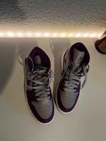 Jordan 1er 39 lila grau Brandenburg - Schildow Vorschau
