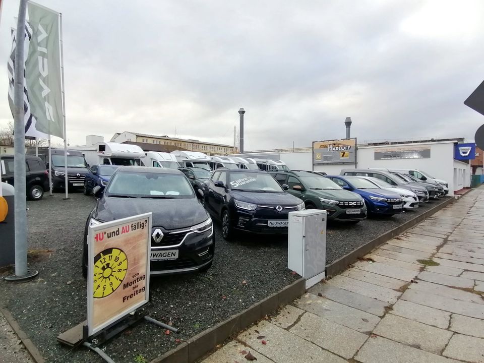 Wohnmobil LM 69 - Längsbetten, Hubbett, Garage in Chemnitz