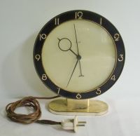 KIEZLE Uhr elektrisch HEINRICH MÖLLLER um1935 BAUHAUS DESIGN >RAR Sachsen - Hainichen Vorschau