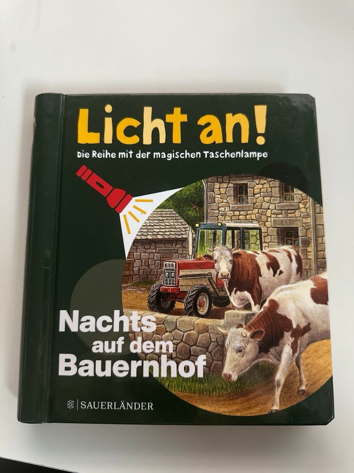 Licht an! Nachts auf dem Bauernhof in Danndorf