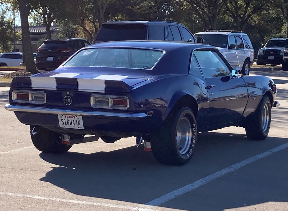 Chevrolet Camaro SS 1968 5,7 Liter V8 350 Edelbrock TOP in Siegen