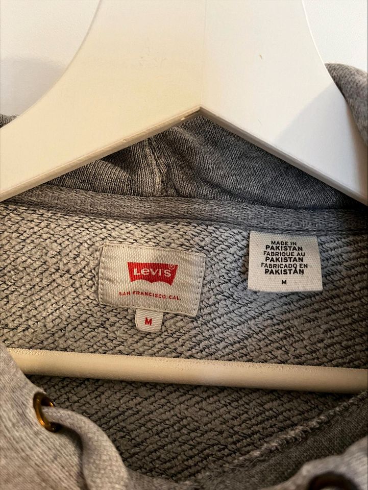 Levis Pullover unisex, Größe: M in Leipzig