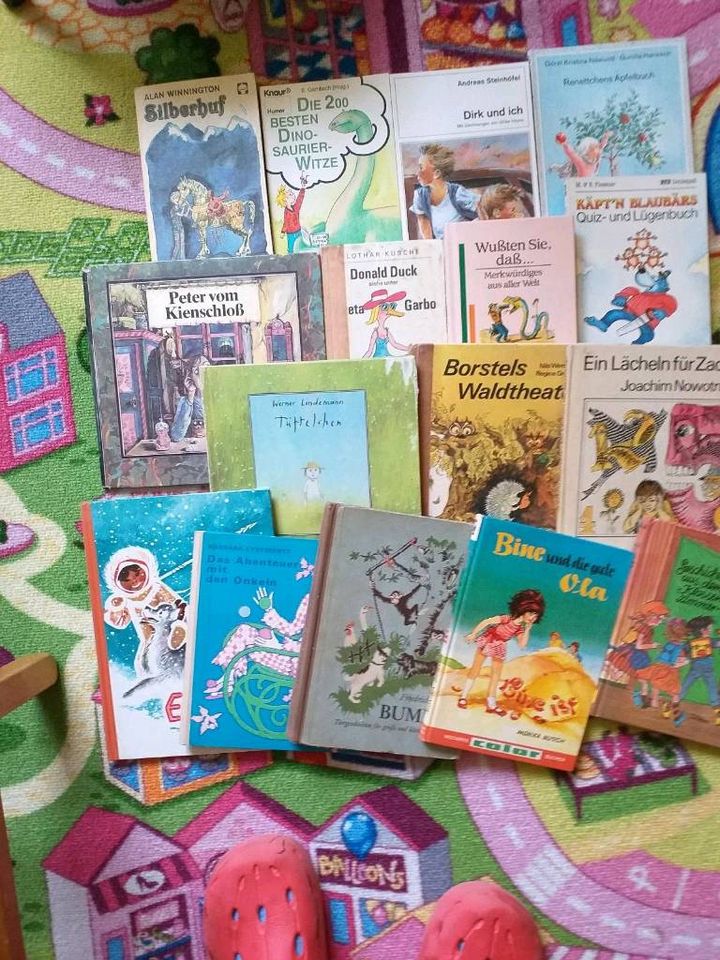 Bücher für Kinder Jugendliche Erwachsene in Ostrau