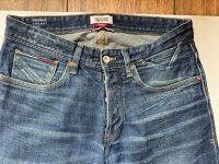 Blaue Herrenjeans Tommy Hilfiger - sehr guter Zustand Bayern - Vorbach Vorschau