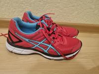 Asics Gel-Galaxy 8 Gr. 40 / US 8,5 Schuhe Damen Sportschuhe Laufs Frankfurt am Main - Gutleutviertel Vorschau