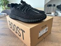 Adidas Yeezy 350 v1 „Pirate Black“ 2023 Size 42 2/3 Kr. Dachau - Markt Indersdorf Vorschau